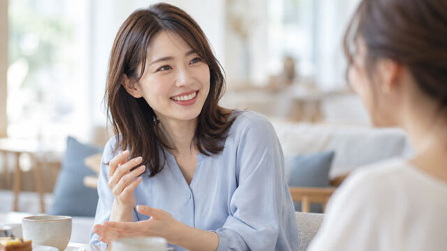 女性